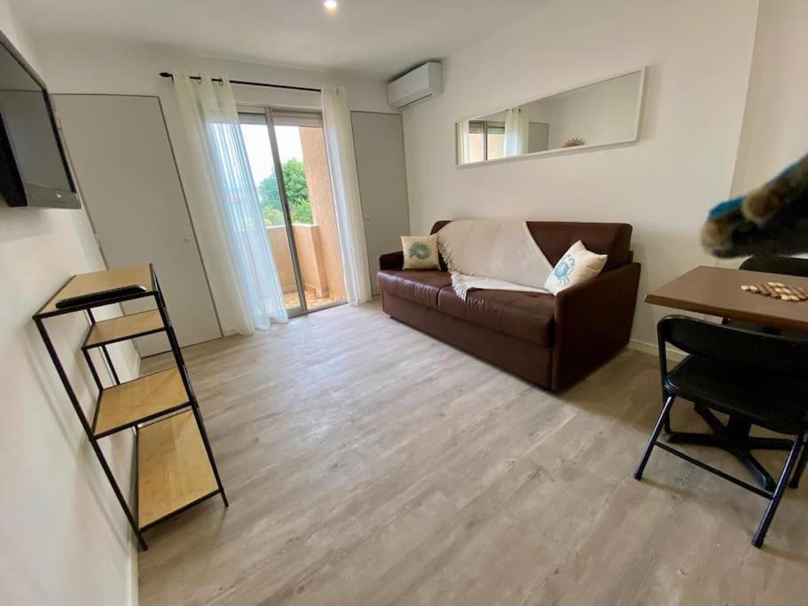 La Perle De Thau Apartment